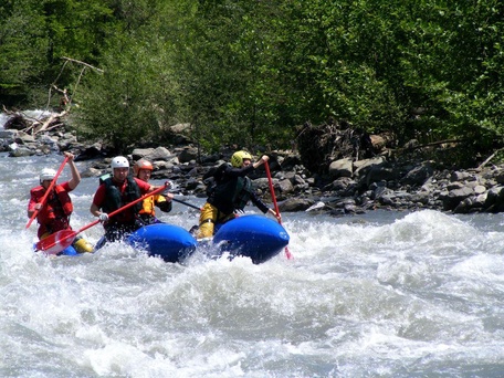 Река Теберда от Гоначхир, до посёлка Джингирик